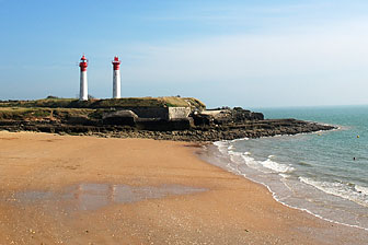 lighthouse on Aix Island